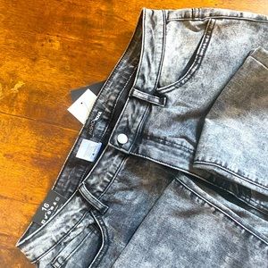 Half-Baked Mid-Rise Skinny Jeans